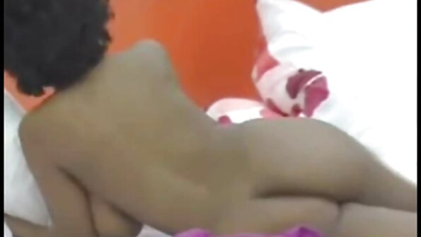 Morena bombástica faz com que seu cuzinho seja penetrado na x video melhores porno chaise-longue