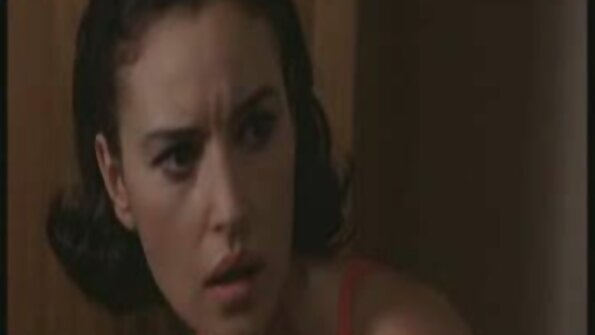 Uma loira cuidando de um pau por filme pornô brasileiro só as melhores um buraco de glória