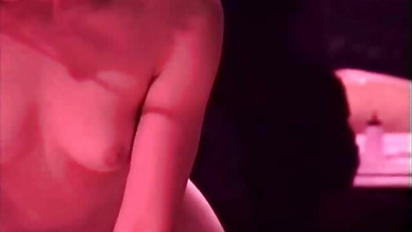 Babe da América Latina é fodida por uma boceta melhor vídeo de sexo pornô aparada em um vídeo POV